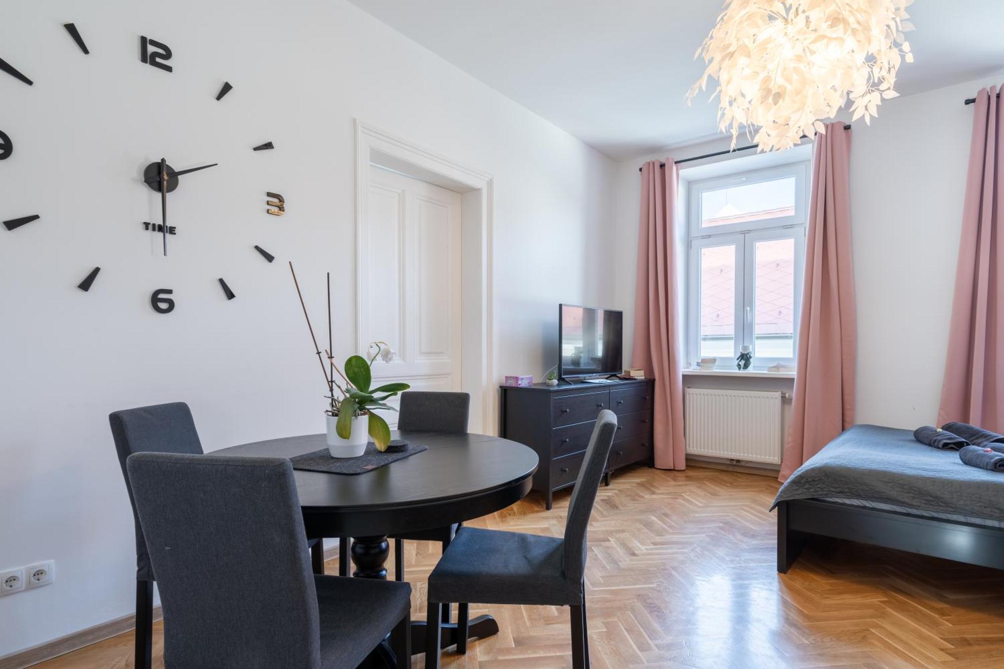 Revliving Apartments Eggenburg Экстерьер фото